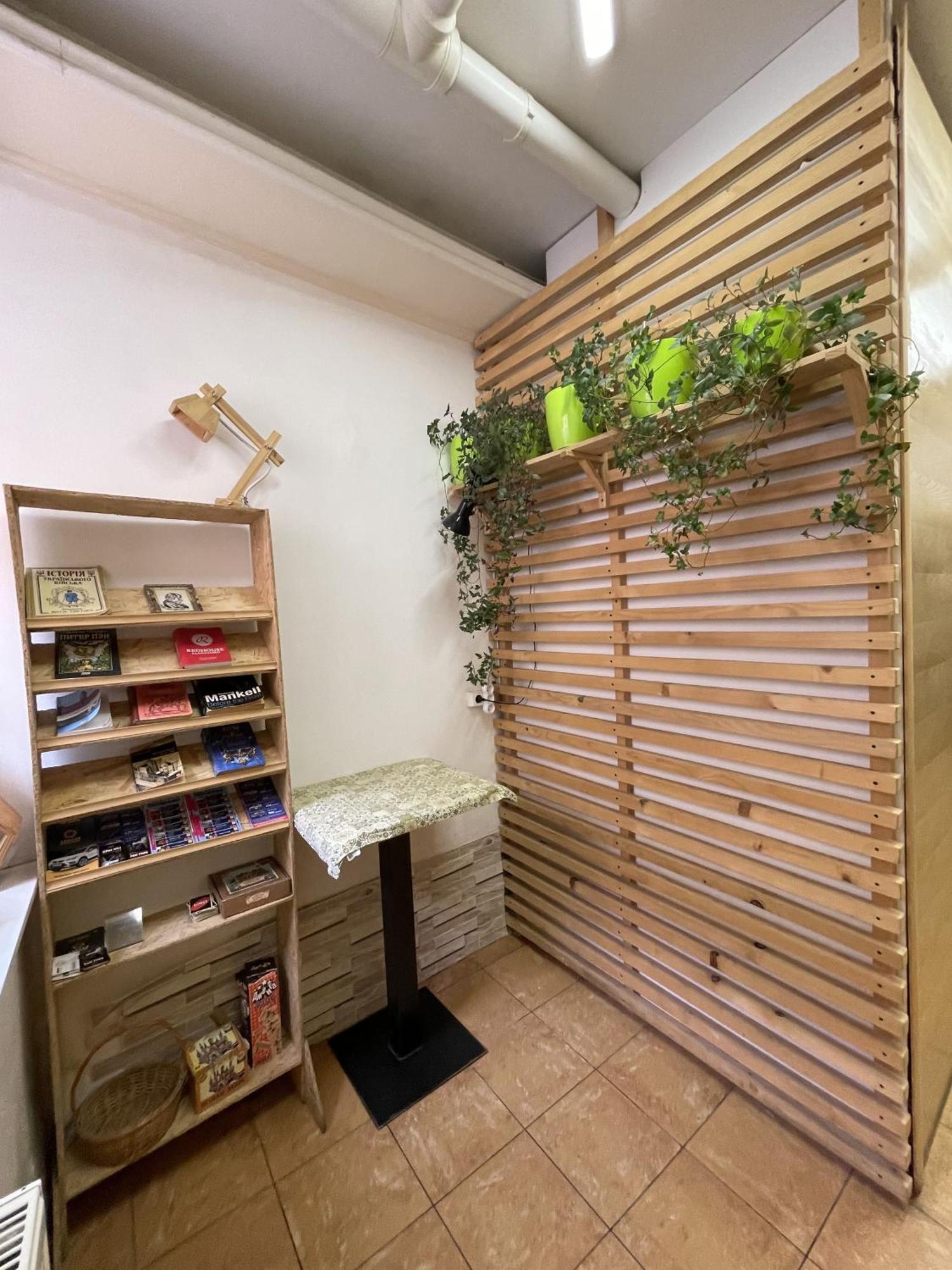Antihostel Forrest Lviv Exteriör bild