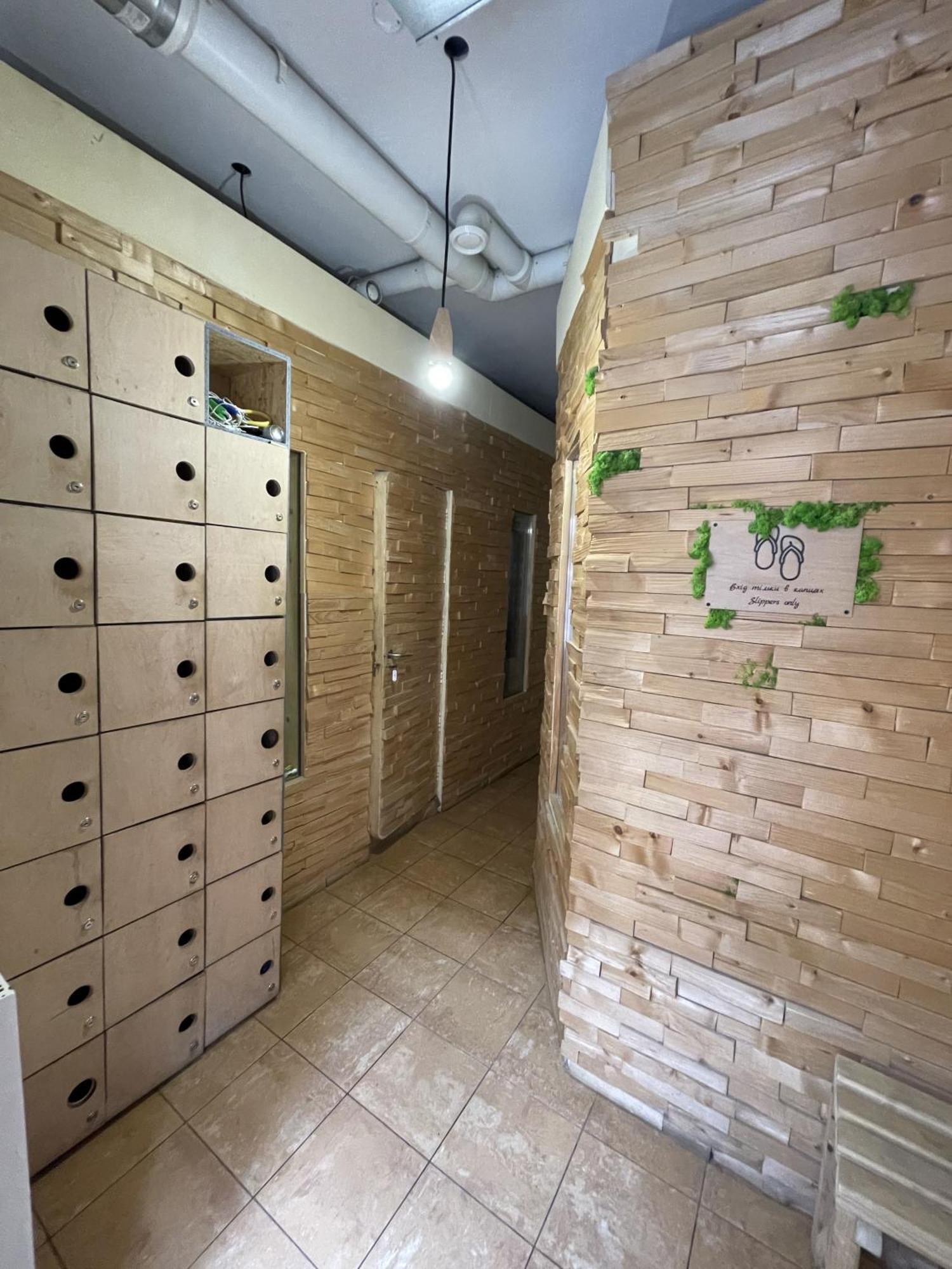 Antihostel Forrest Lviv Exteriör bild